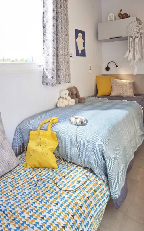 Accommodation - Cottage Bleuet 2 Bedrooms 1 Bathroom **** Air-Conditioning - image n°3 - YELLOH! VILLAGE -  Domaine Les Ranchisses