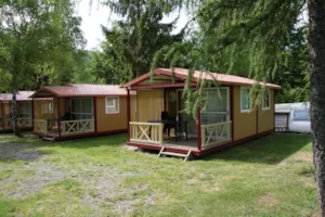 Flower Camping Les Bouleaux - Ucamping