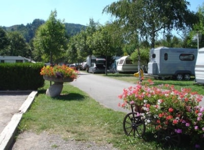 Comfort Package (1 tent, caravan or motorhome / 1 car / electricity 6A)