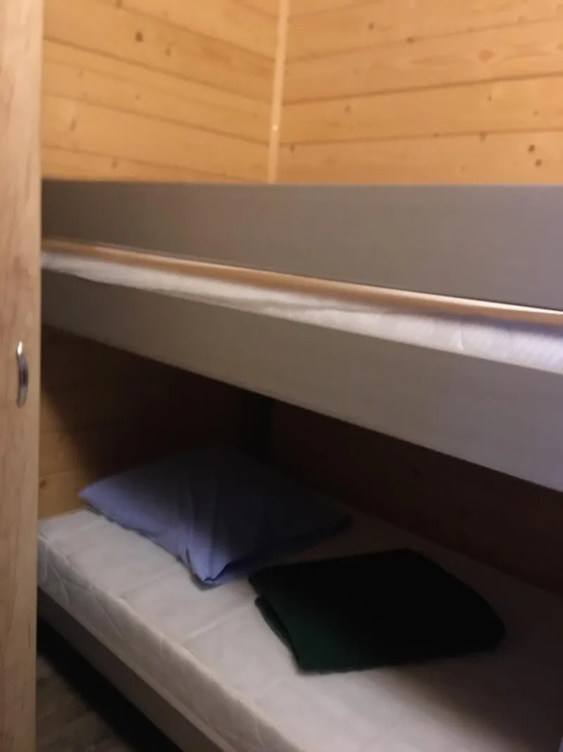 Chalet Confort+ 24 M² (2 Chambre) + Terrasse Couverte