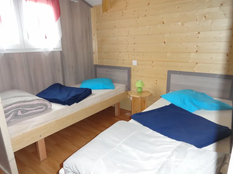 Chalet Confort 35 M² (2 Chambres) + Terrasse Couverte
