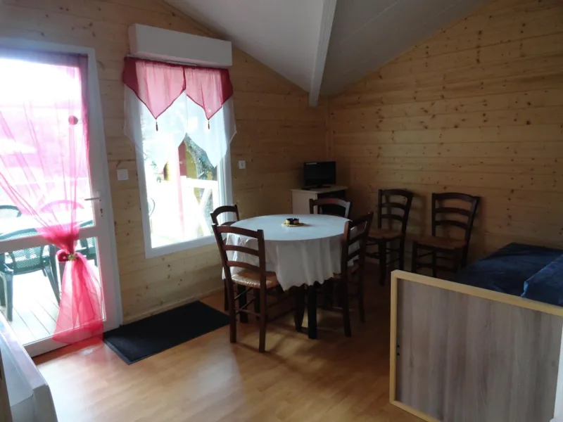 Chalet Confort 35 M² (2 Chambres) + Terrasse Couverte
