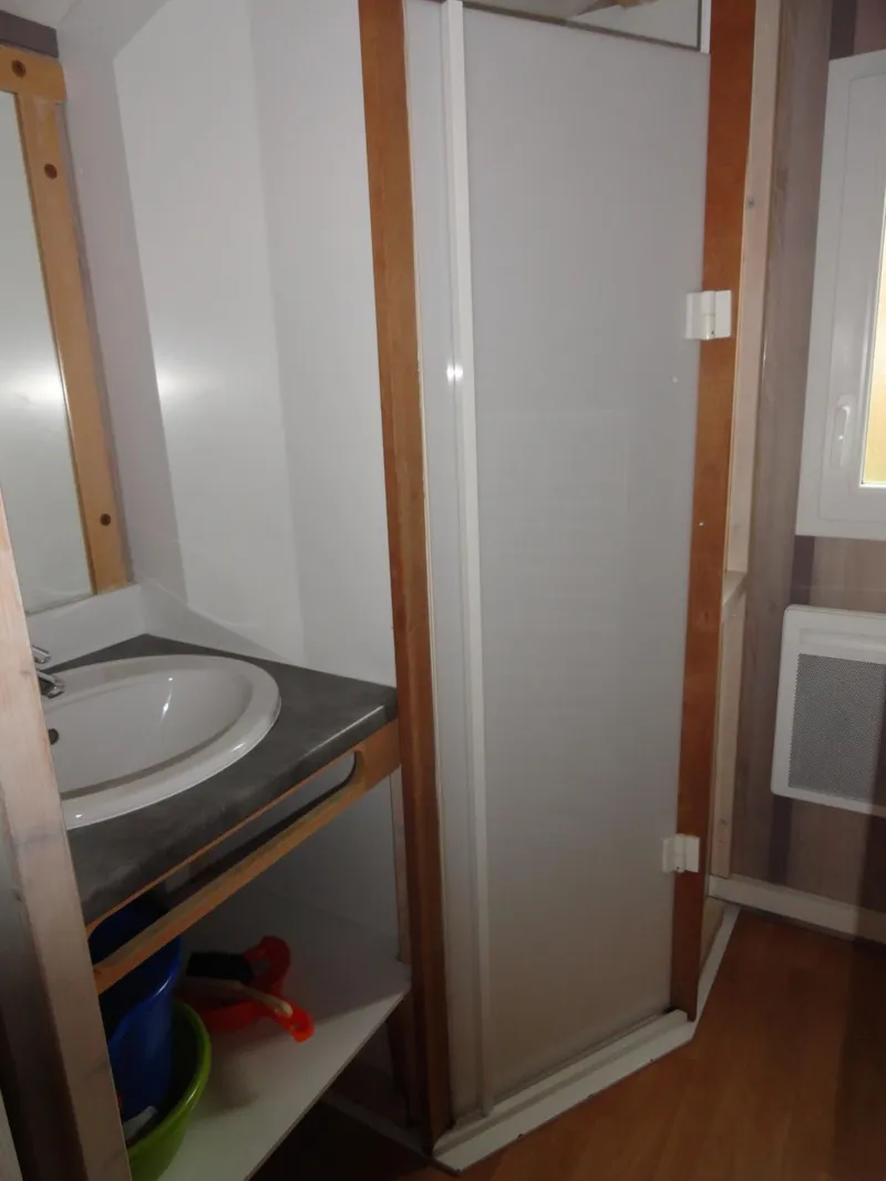 Chalet Confort 35 M² (2 Chambres) + Terrasse Couverte