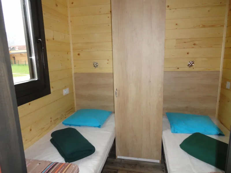 Chalet Confort+ 35 M² (3 Chambres) + Terrasse Couverte