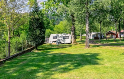 Comfort Package (1 tent, caravan or motorhome / 1 car / electricity 6A)