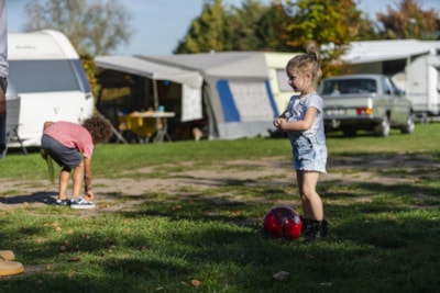 Pitch (max. 2 adults and 4 children) — 5