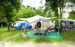 Stellplatz - Stellplatz Tenna - Camping Due Laghi