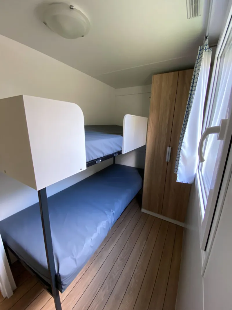 Lodge Standard Family