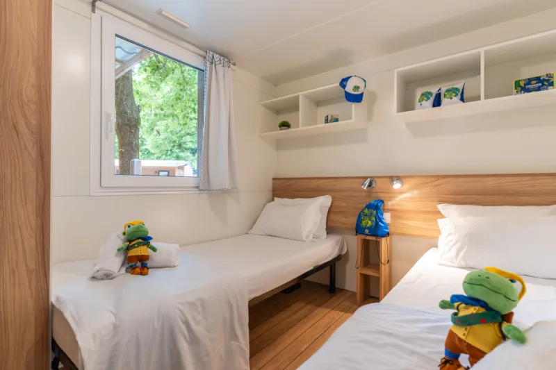 Lodge Standard Family