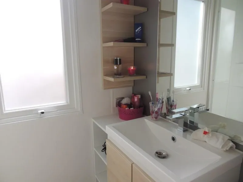 Mobil-Home Confort + Evasion 30M² (2 Chambres) - Terrasse Couverte Comprise + Tv + Climatisation