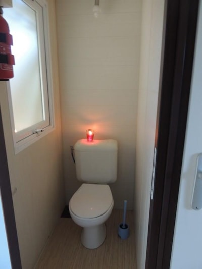 Mobil-home Confort +  FAMILY  27m² (2 Bedrooms - Covered terrace ) + TV — 8