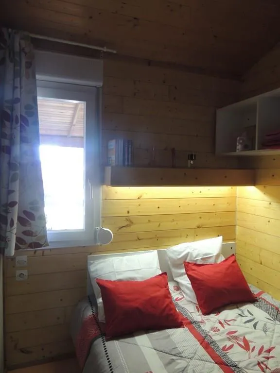 Chalet Eco 27M² (2 Chambres) - Terrasse Couverte  - Tv Incluse Arv/Départ Samedi