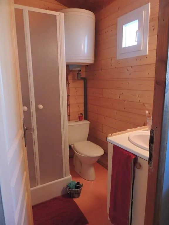 Chalet Eco 27M² (2 Chambres) - Terrasse Couverte  - Tv Incluse Arv/Départ Samedi