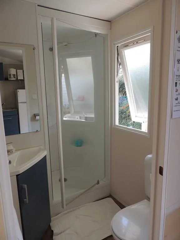 Mobil-Home Confort Holiday 25M² (2 Chambres) Avec Terrasse Couverte  Tv Incluse