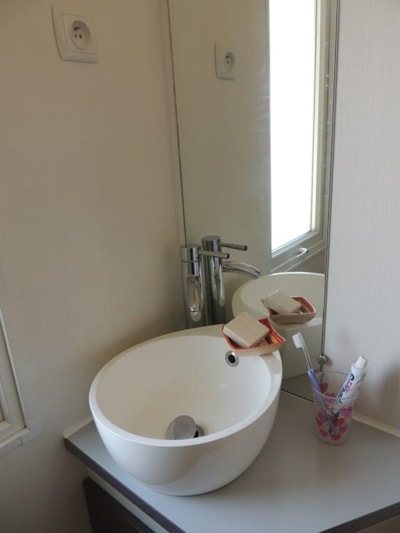 Mobil-home Confort + SUNNY 27m² (2 Bedrooms - Covered terrace) + TV — 8