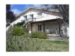 Location - Gite Appartement - Domaine le Castagné