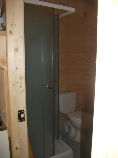Accommodation - Chalet (With Private Facilities) - image n°9 - Camping Ibie