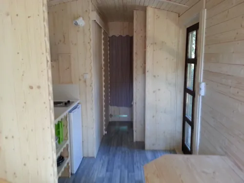 Huuraccommodatie(s) - Pipowagen (Met Sanitair) - image n°7 - Camping Ibie