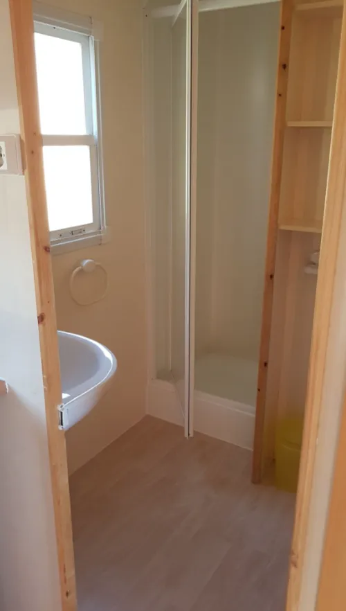 Location - Mobil Home (Avec Sanitaires) Climatisé - image n°9 - Camping Ibie