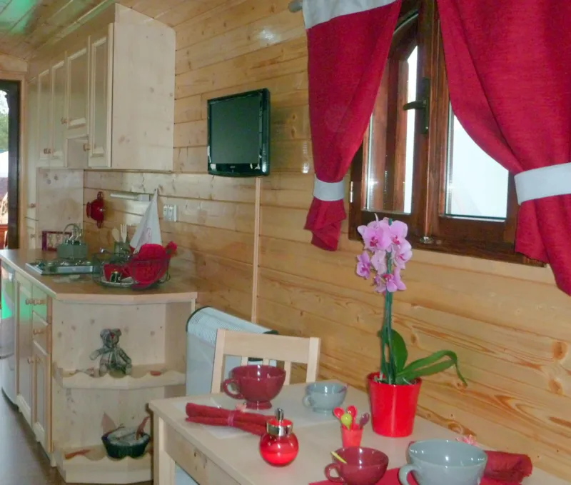 Roulotte 21M² / 1 Chambre - Terrasse 3M²