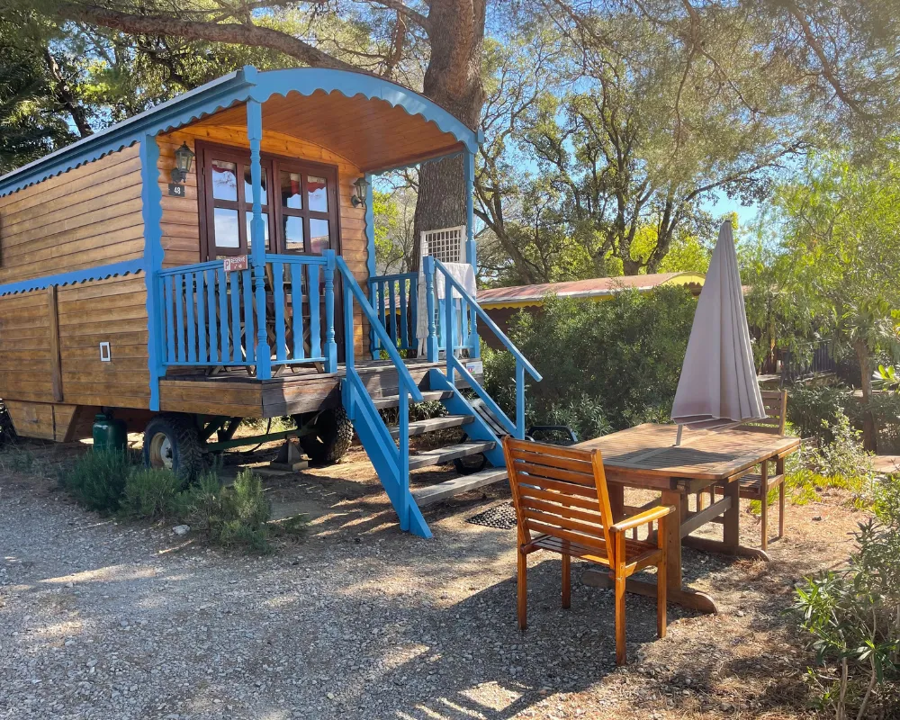 Alojamiento - Roulotte- 21M² / 1 Habitación - 3M² Terraza - Camping de la Treille