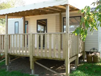 Mietunterkunft - Mobilheim Modulo 2 Schlafzimmer + Überdachte Terrasse - - Camping Lac du Jaunay