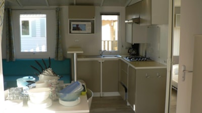 Mobile-home 3 bedrooms + sheltered terrace - — 3