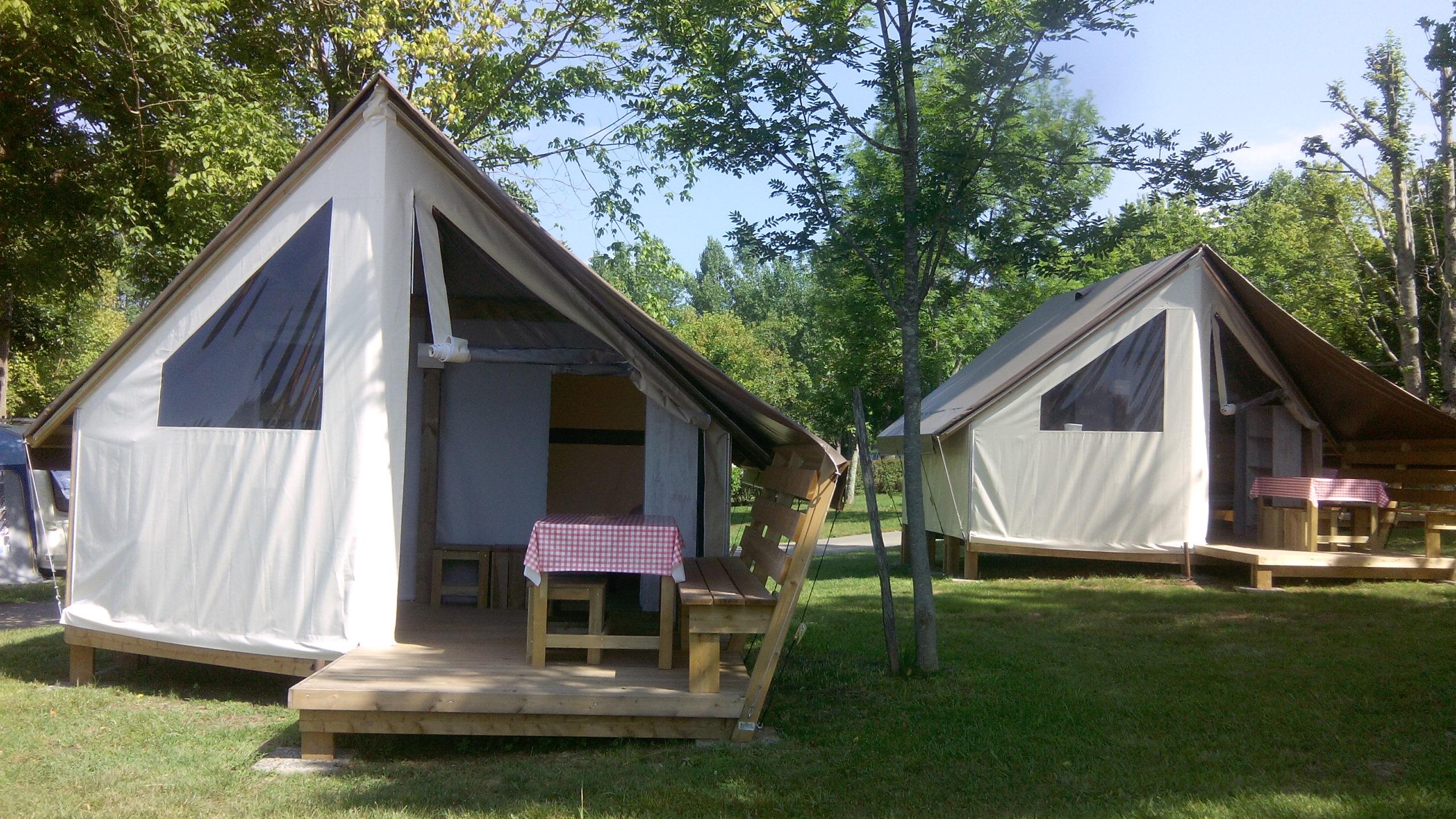 Ingerichte Tent Lodge