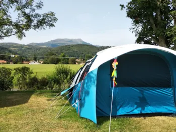 Stellplatz - Stellplatz + 1 Fahrzeug - Camping Goyetchea