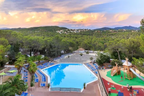 Franthéor sur camping 5 - Fréjus