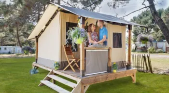 Mietunterkunft - Lodge Zelt Baleares ** 1 Zimmer / Ohne Sanitäre Anlagen (Ohne Wasser - Ohne Kochen) - Camping Marvilla Parks - La Clairière