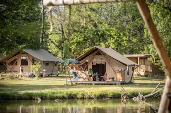 Huuraccommodatie(s) - Trappeur Tent - Huttopia Lac de l'Uby - Gers
