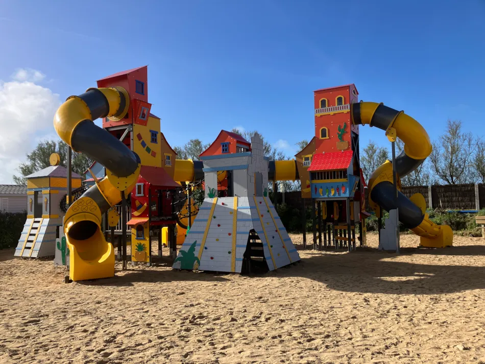 Plein Air Locations - Camping  Acapulco