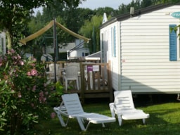 Alojamiento - 2-Bedroom Mobile Home 6-Person, Double Slope Roof, 28 M², Ground-Level Terrace - Plein Air Locations - camping Oyam