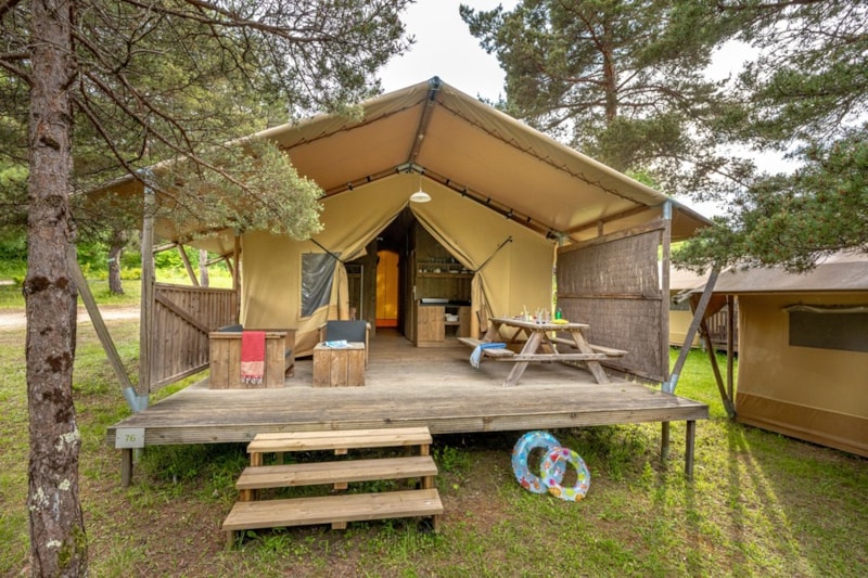Ciela Nature Lodge Zelt – 2 Schlafzimmer – ausgestattete Küche – Badezimmer