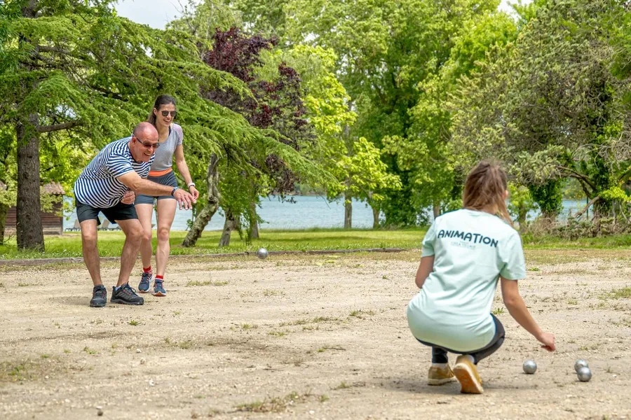 Camping Le Lac de Thoux