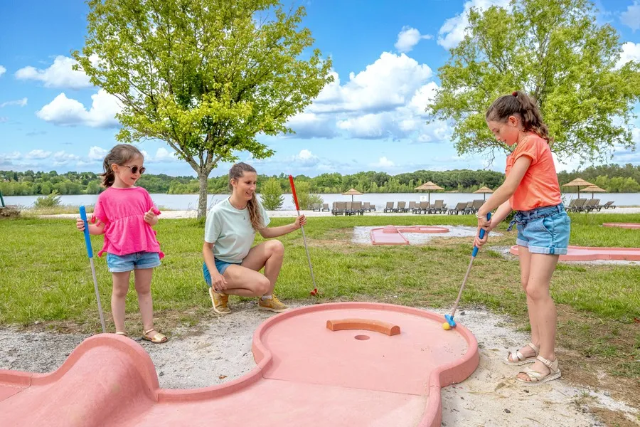 Camping Le Lac de Thoux