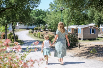 Camping Nature L'Airial****