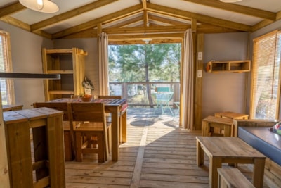 SAFARI Lodge