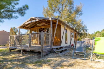 SAFARI Lodge