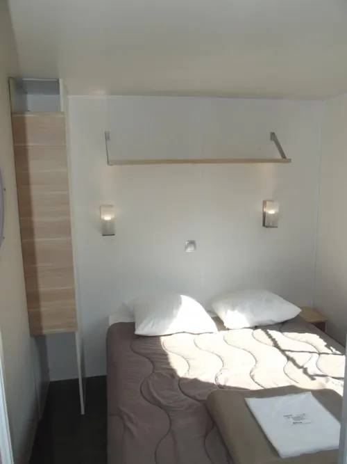 Location - Mobil-Home Confort (27M²) Avec Terrasse Couverte, 2 Chambres, Climatisé - image n°4 - Camping le Grand Cerf