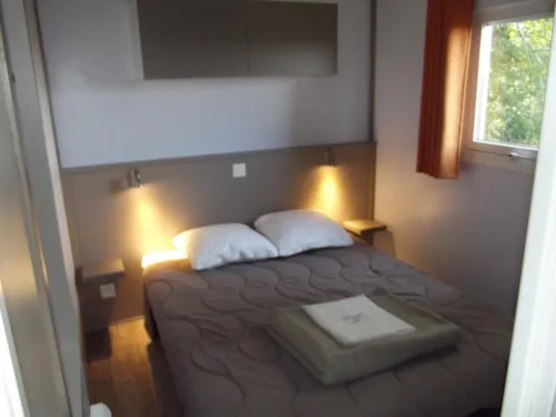 Location - Chalet Prémium (35M²) Avec Grande Terrasse Couverte, 3 Chambres - image n°3 - Camping le Grand Cerf