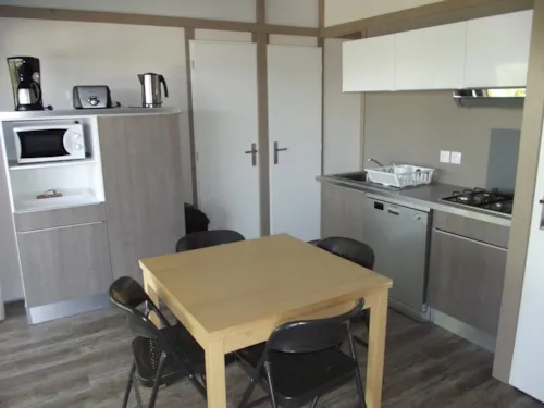 Location - Chalet Prémium (35M²) Avec Grande Terrasse Couverte, 3 Chambres - image n°5 - Camping le Grand Cerf