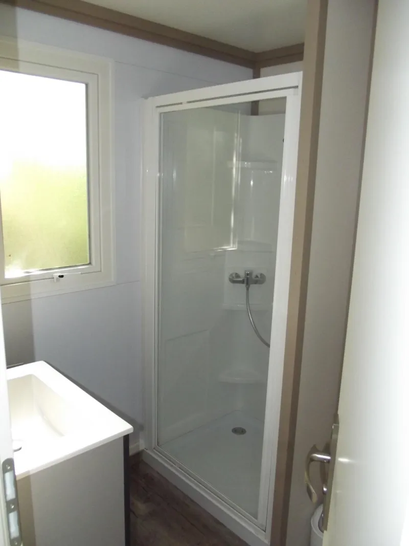 Chalet Prémium (35M²) Avec Grande Terrasse Couverte, 3 Chambres