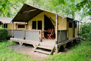 Locatif - LODGE TOILE BALI - 32 M² - 2 CHAMBRES sans sanitaire - Camping le Grand Cerf