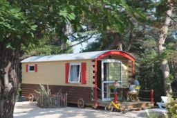 Accommodation - Roulotte Far West Wifi+Tv River Side - Camping-Village le Floride & l'Embouchure