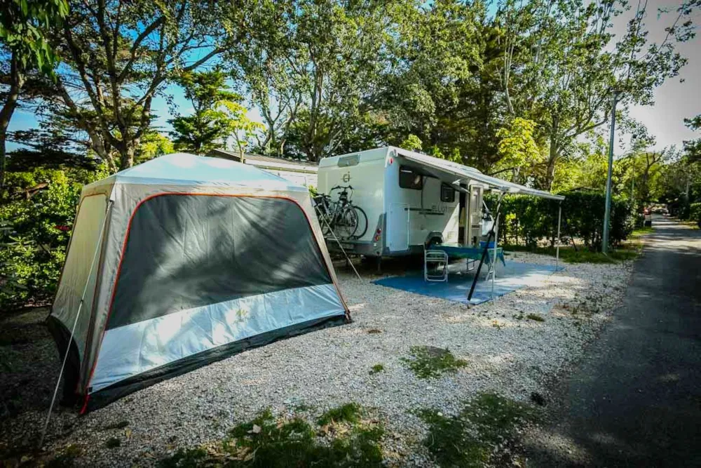 Emplacement - Emplacement Confort - Camping-Village le Floride & l'Embouchure