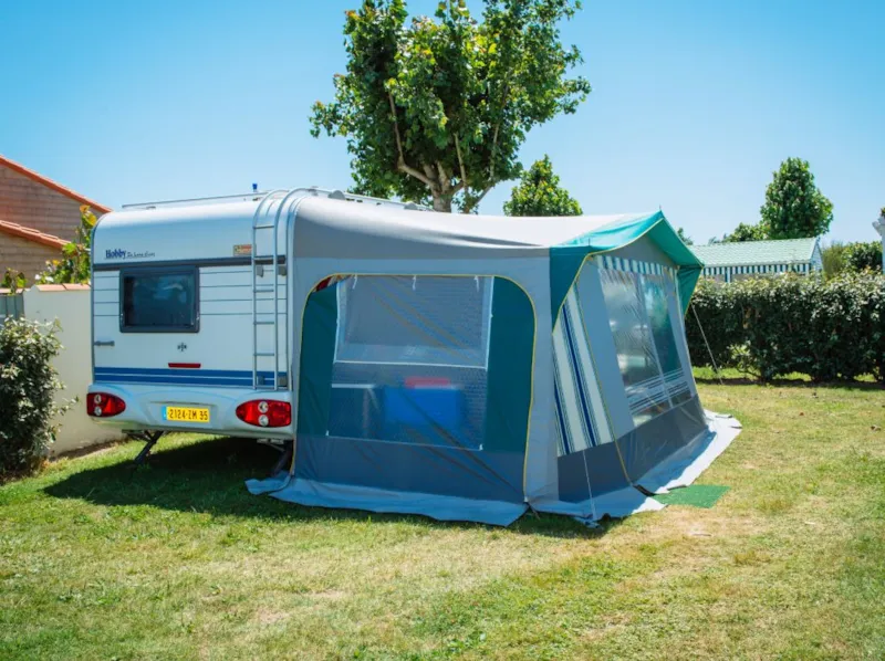Emplacement Avec Électricité
