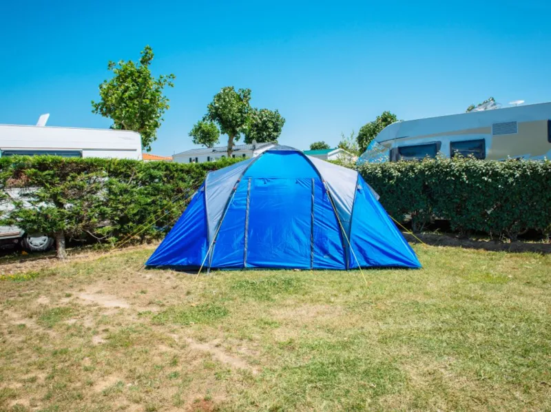 Emplacement Avec Électricité