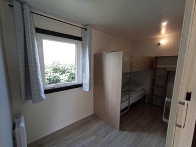 C- Mobile home Hélios - adapted for people with reduced mobility - 2 bedrooms - 32m² with covered terrace